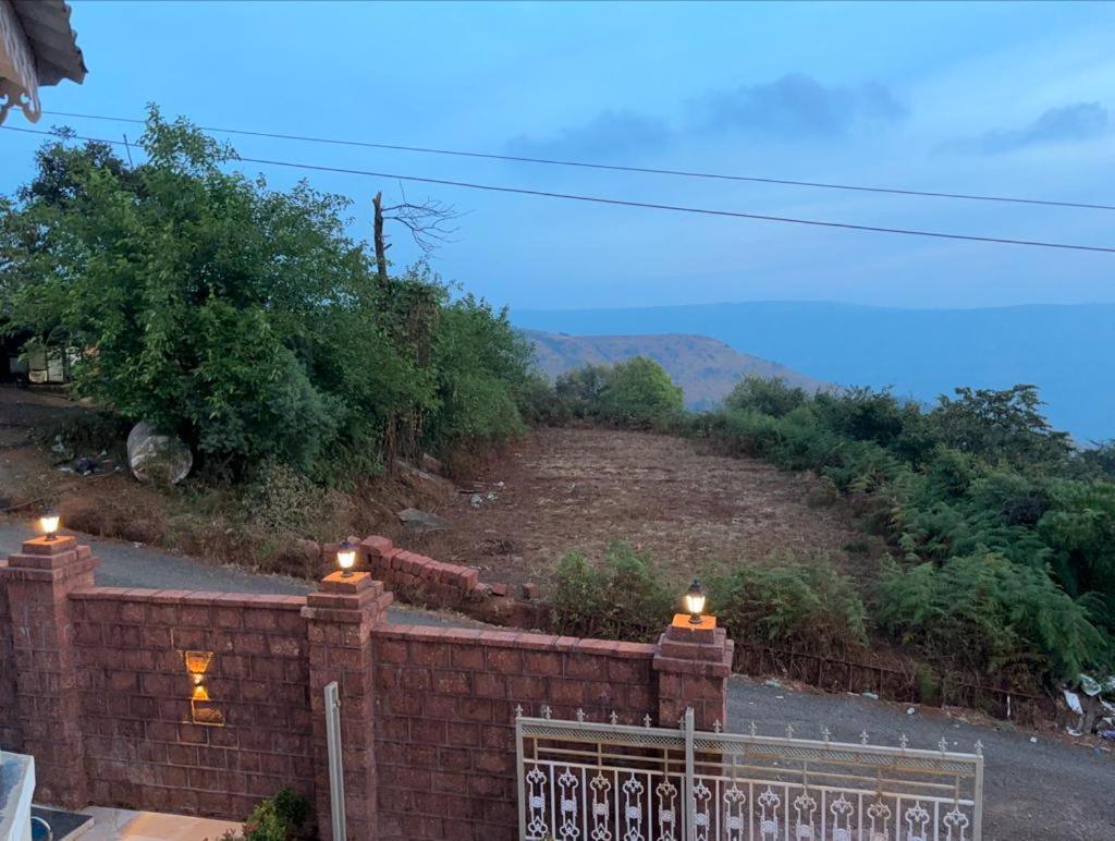 Woodrose Villa Mahabaleshwar Сатара Екстериор снимка