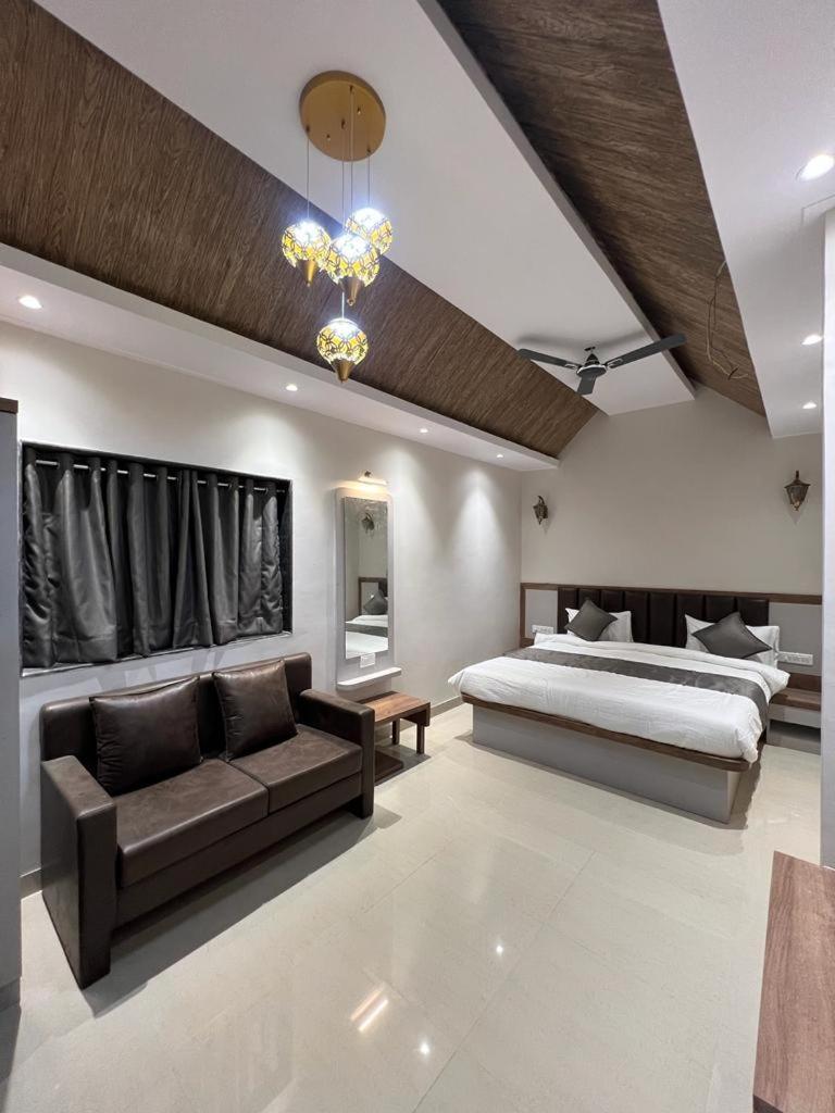 Woodrose Villa Mahabaleshwar Сатара Екстериор снимка