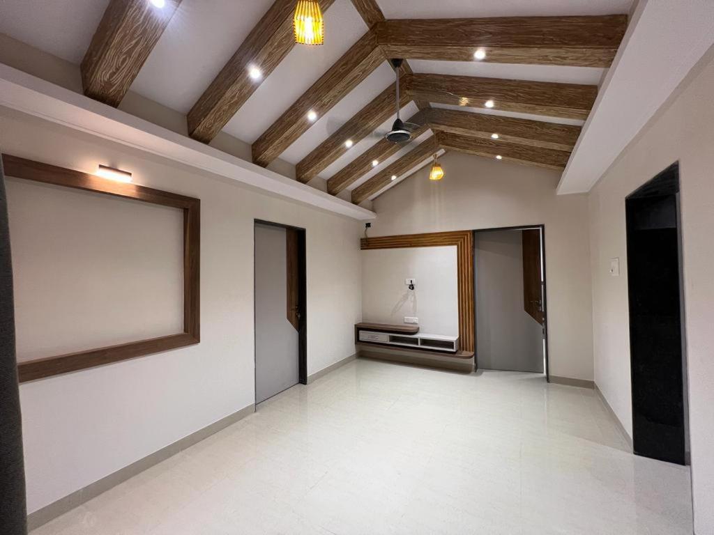 Woodrose Villa Mahabaleshwar Сатара Екстериор снимка