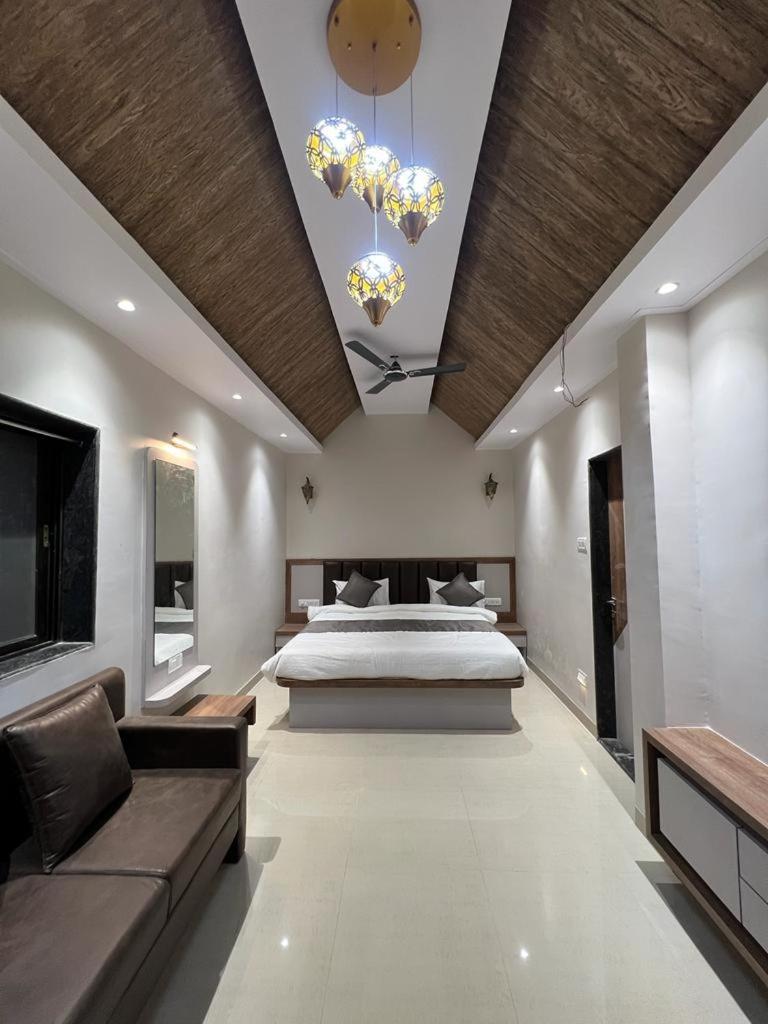 Woodrose Villa Mahabaleshwar Сатара Екстериор снимка